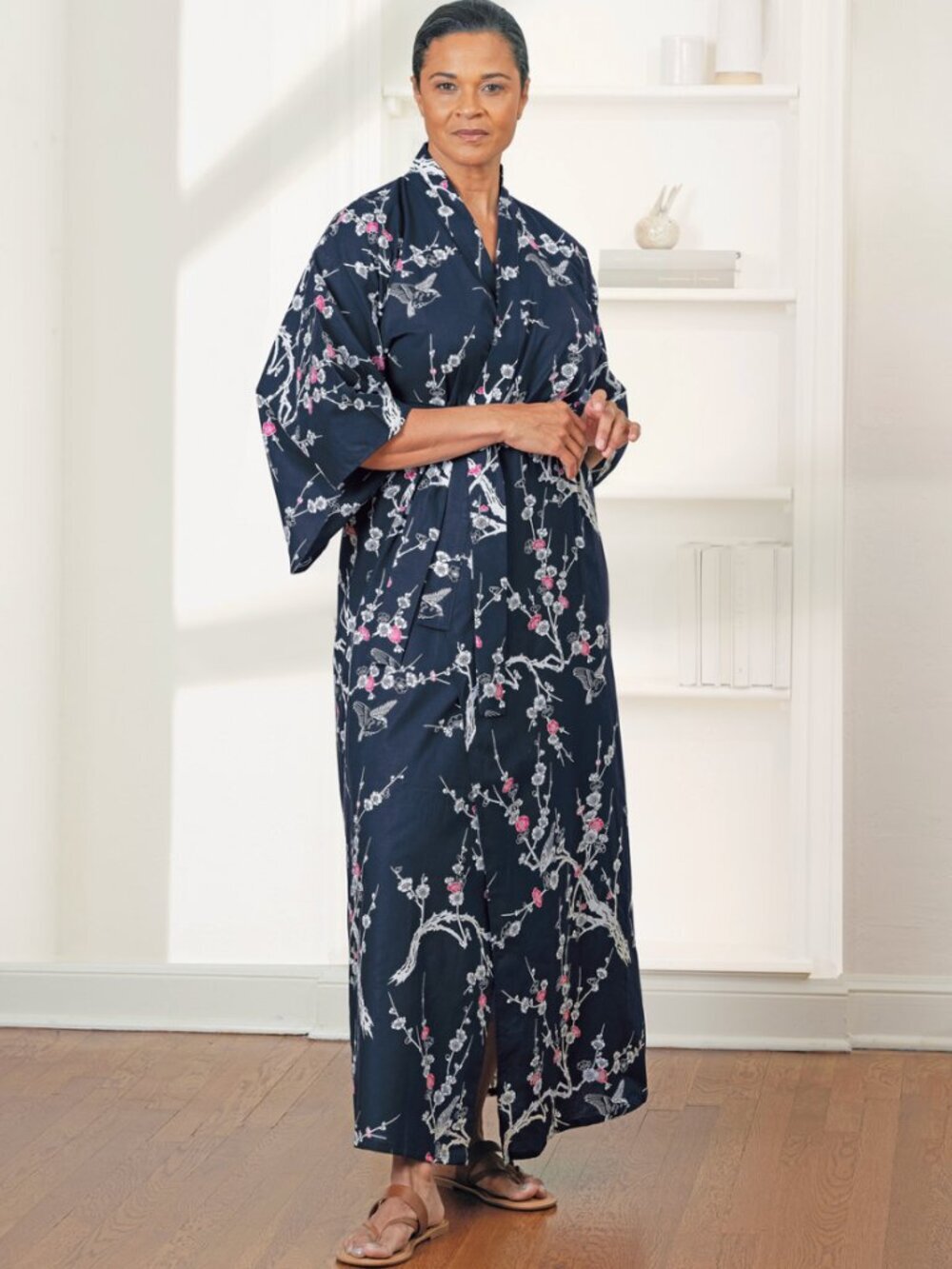 Smithsonian Institution Japanese Floral Blossom Yukata Belted Cotton Kimono, S